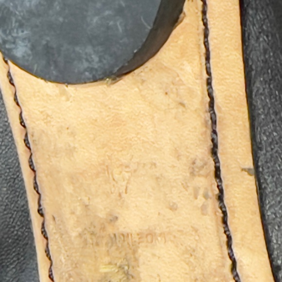 CHANEL Black Leather Ballet Flats 41 - Picture 11 of 15